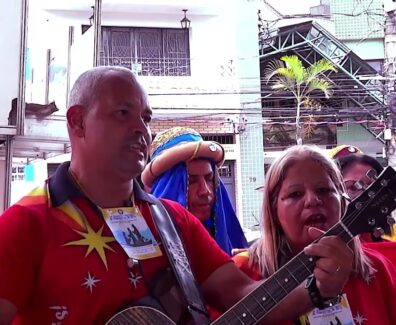 APRESENTAÇÃO DA FOLIA DE REIS BOM JESUS DE BUQUIRINHA DE SÃO JOSÉ DOS CAMPOS – SP